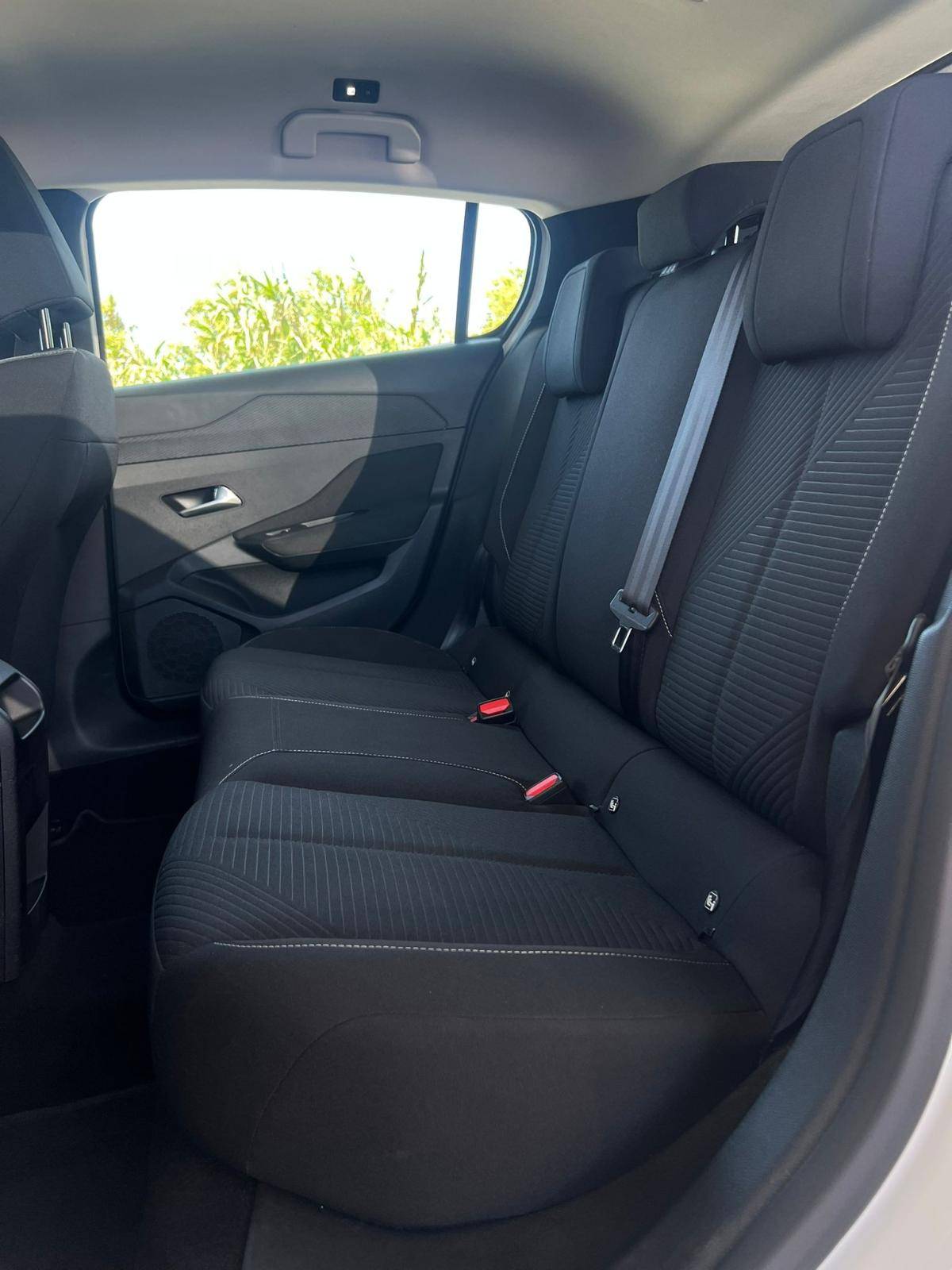 peugeot-308-2022-gasolina-1199cc