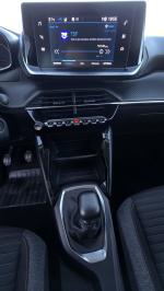 peugeot-2008-2022-gasolina-1199cc