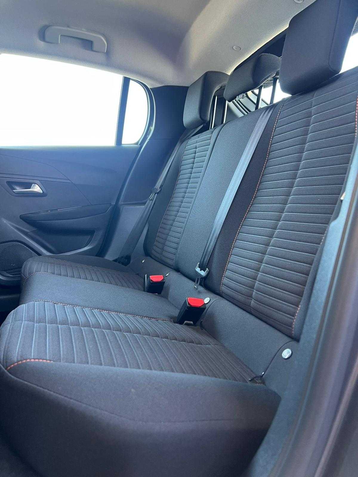 peugeot-208-2022-diesel-1499cc