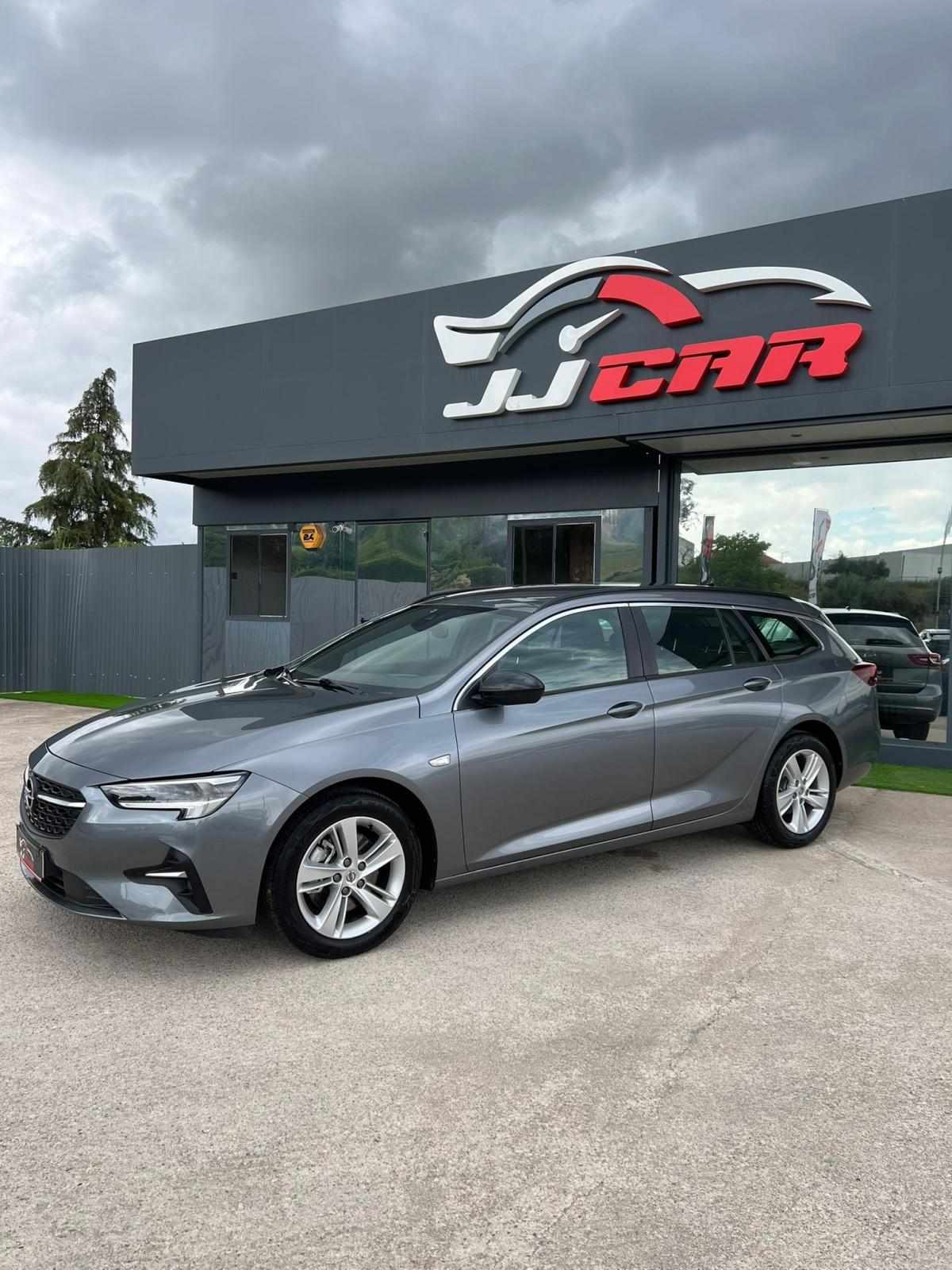 opel-insignia-sports-tourer-2021-diesel-1496cc
