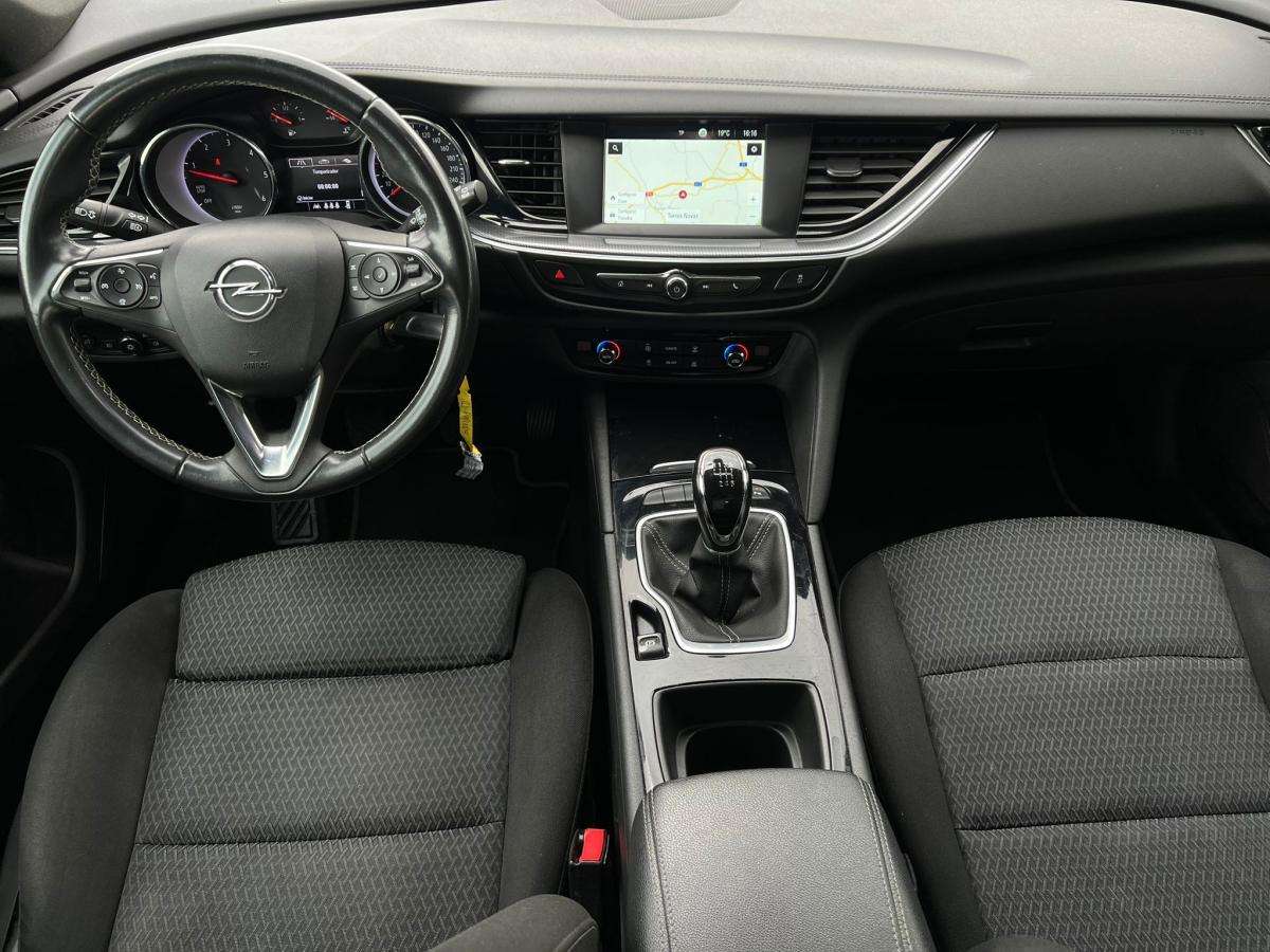 opel-insignia-sports-tourer-2021-diesel-1496cc