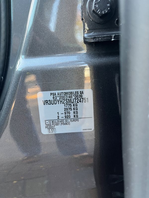 peugeot-2008-2021-diesel-1499cc