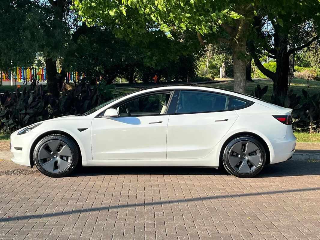 tesla-model-3-2021-eletrico-0cc
