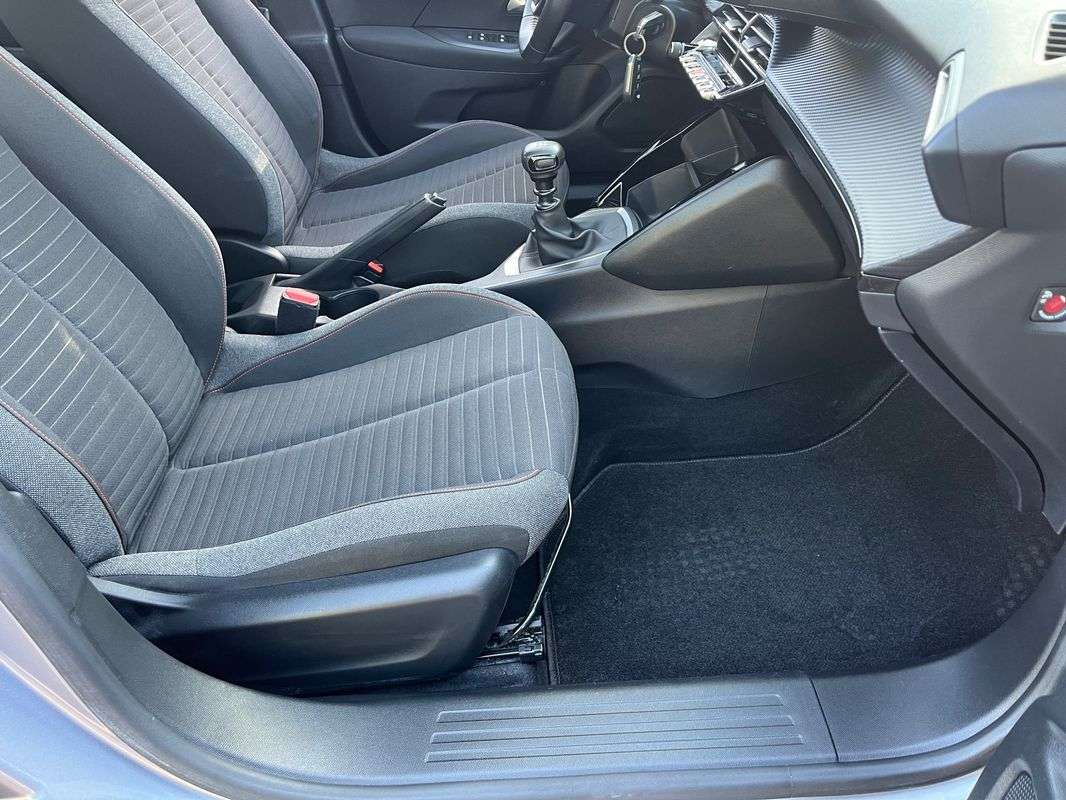 peugeot-2008-2020-gasolina-1199cc