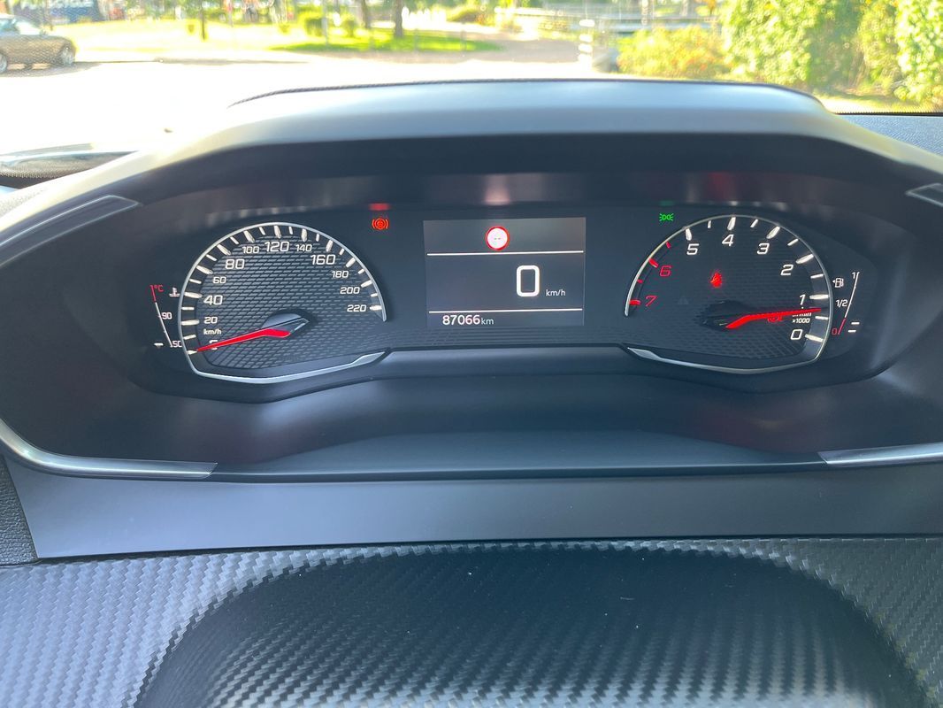 peugeot-2008-2020-gasolina-1199cc