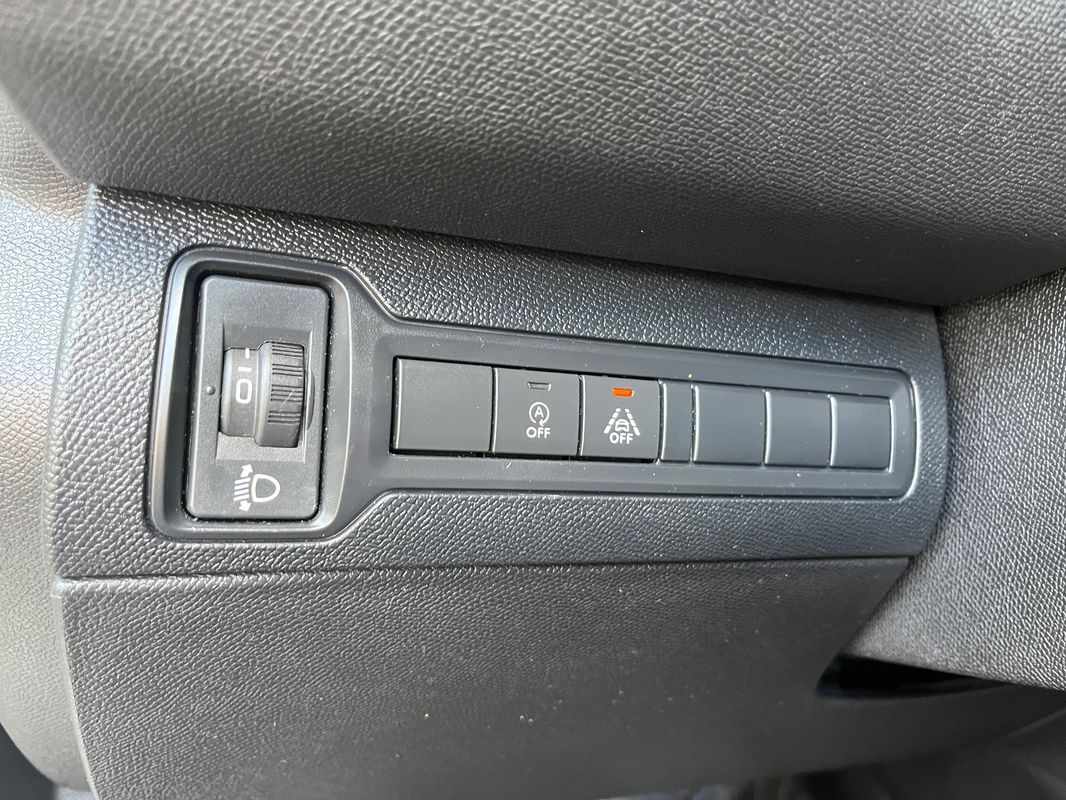 peugeot-308-2018-gasolina-1199cc