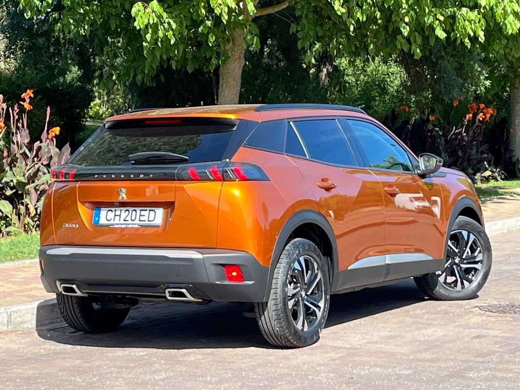 peugeot-2008-2022-gasolina-1199cc