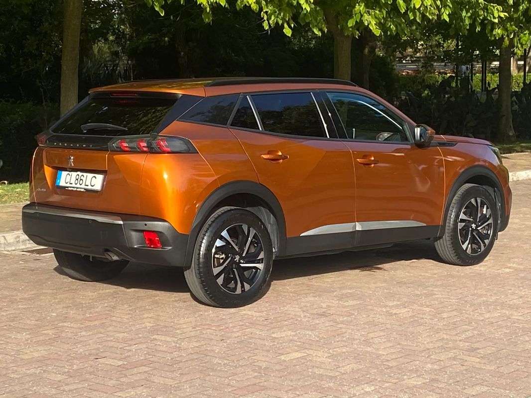 peugeot-2008-2021-gasolina-1199cc