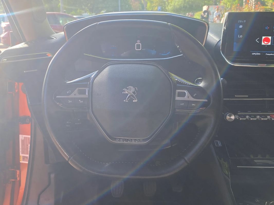 peugeot-2008-2021-gasolina-1199cc