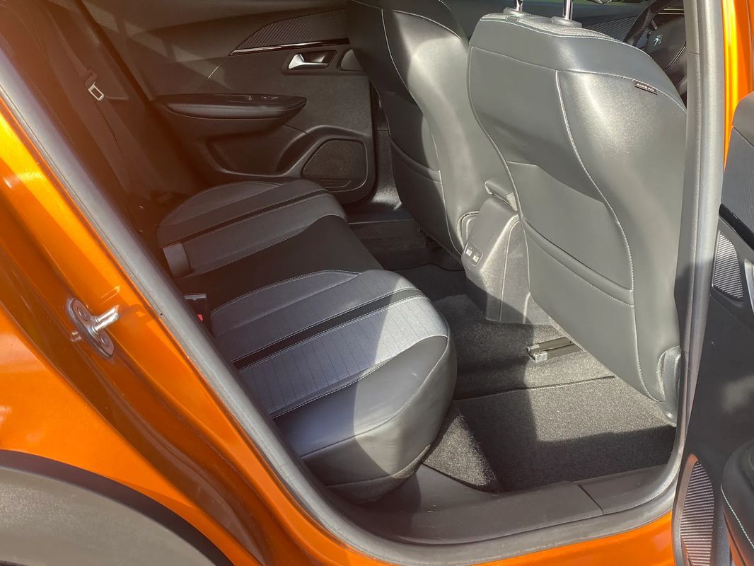 peugeot-2008-2021-gasolina-1199cc