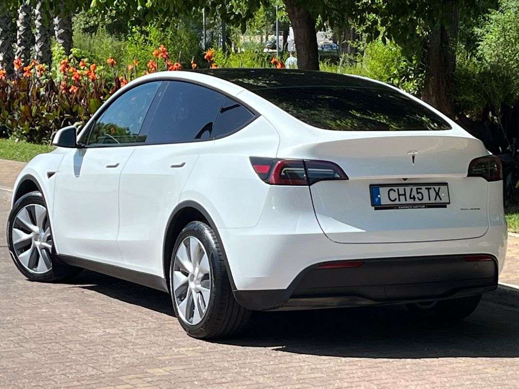 tesla-model-y-2023-eletrico-0cc