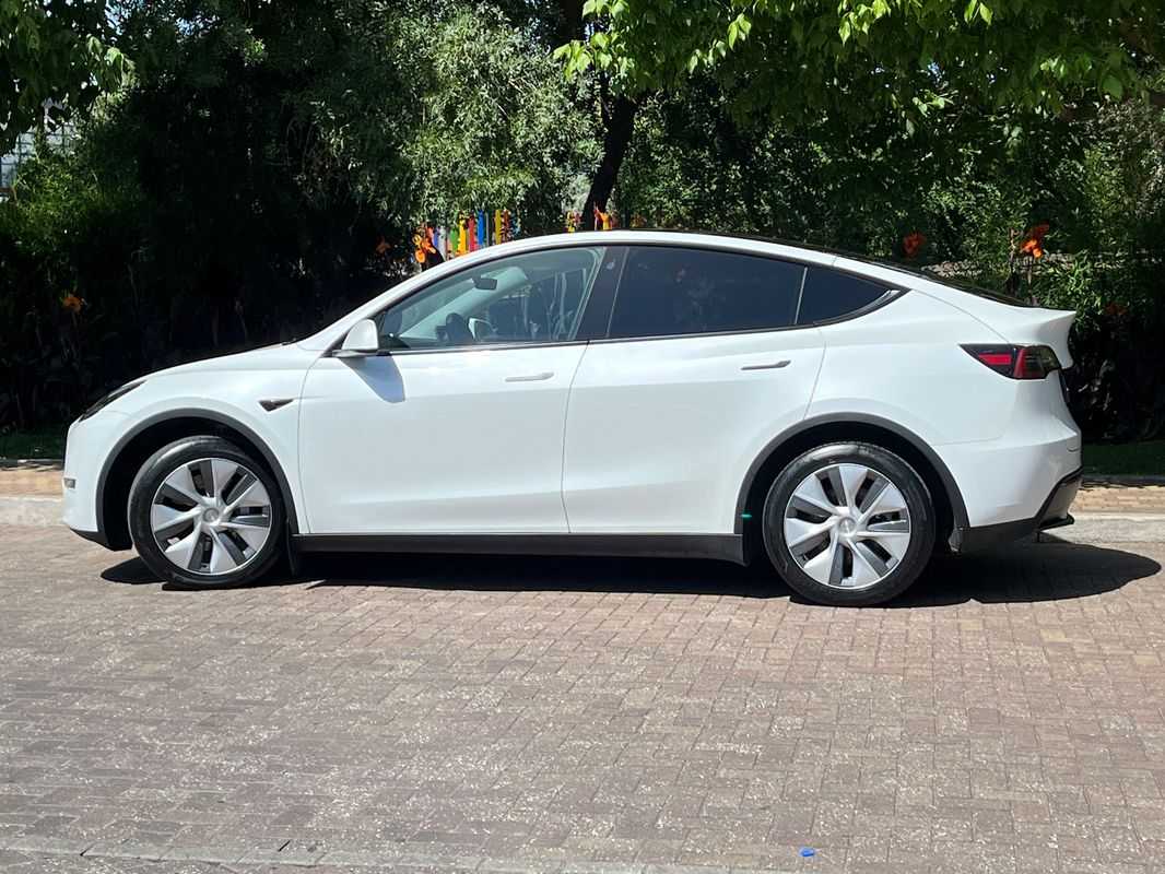 tesla-model-y-2023-eletrico-0cc