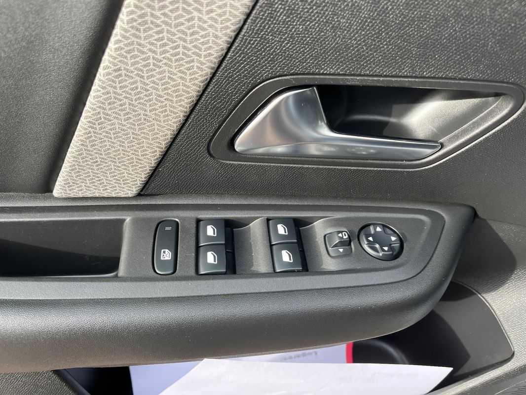 citroen-c4-2021-diesel-1499cc