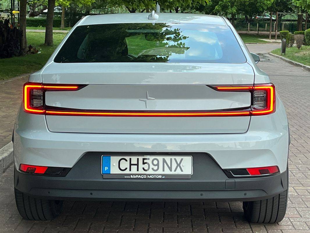 polestar-2-2022-eletrico-0cc