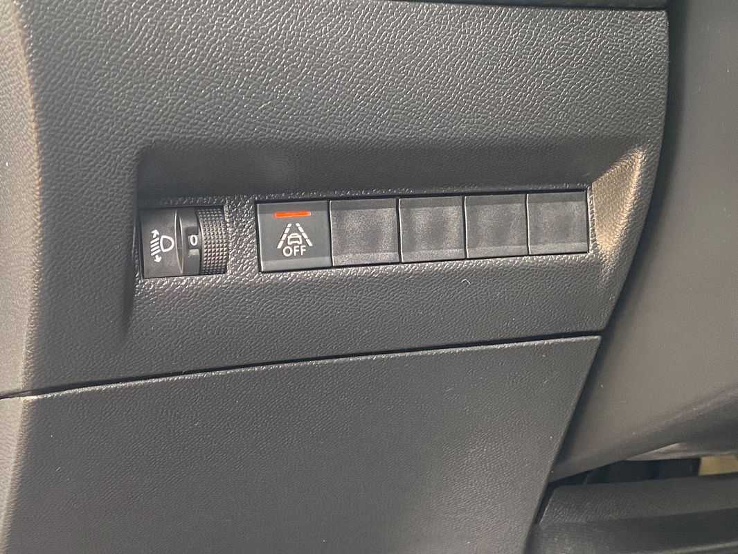 peugeot-2008-2020-gasolina-1199cc
