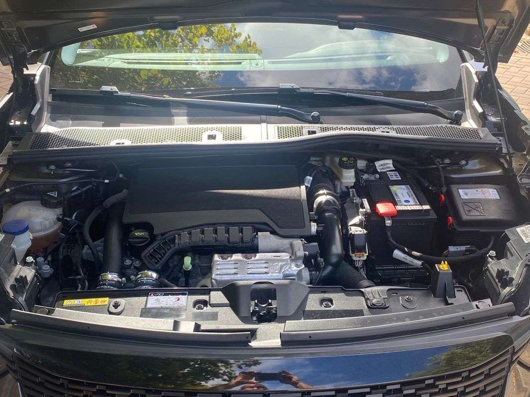 peugeot-2008-2020-gasolina-1199cc
