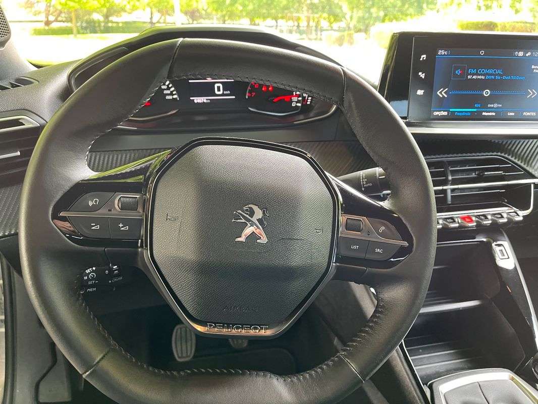 peugeot-2008-2022-gasolina-1199cc