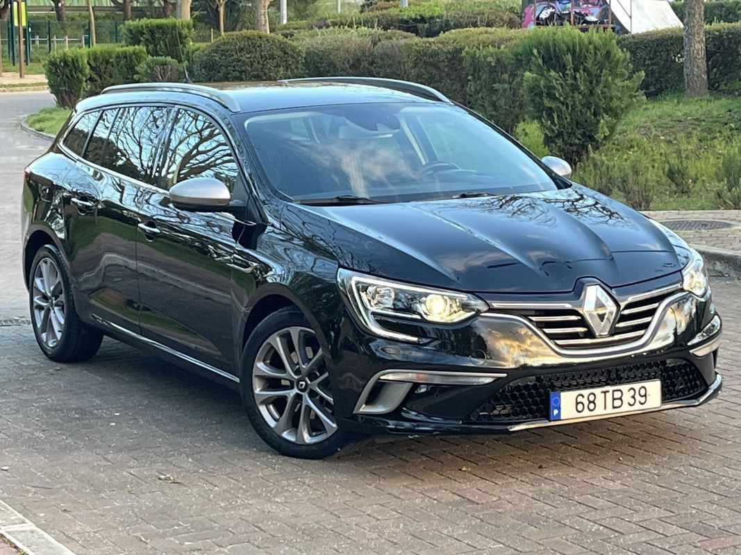 renault-megane-sport-tourer-2017-diesel-1598cc