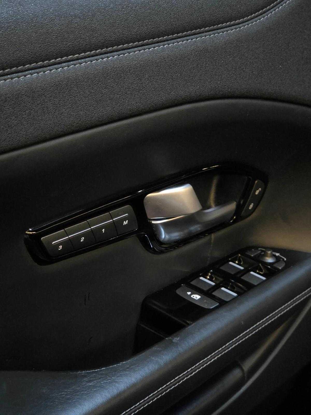 land-rover-range-rover-evoque-2017-diesel-1999cc