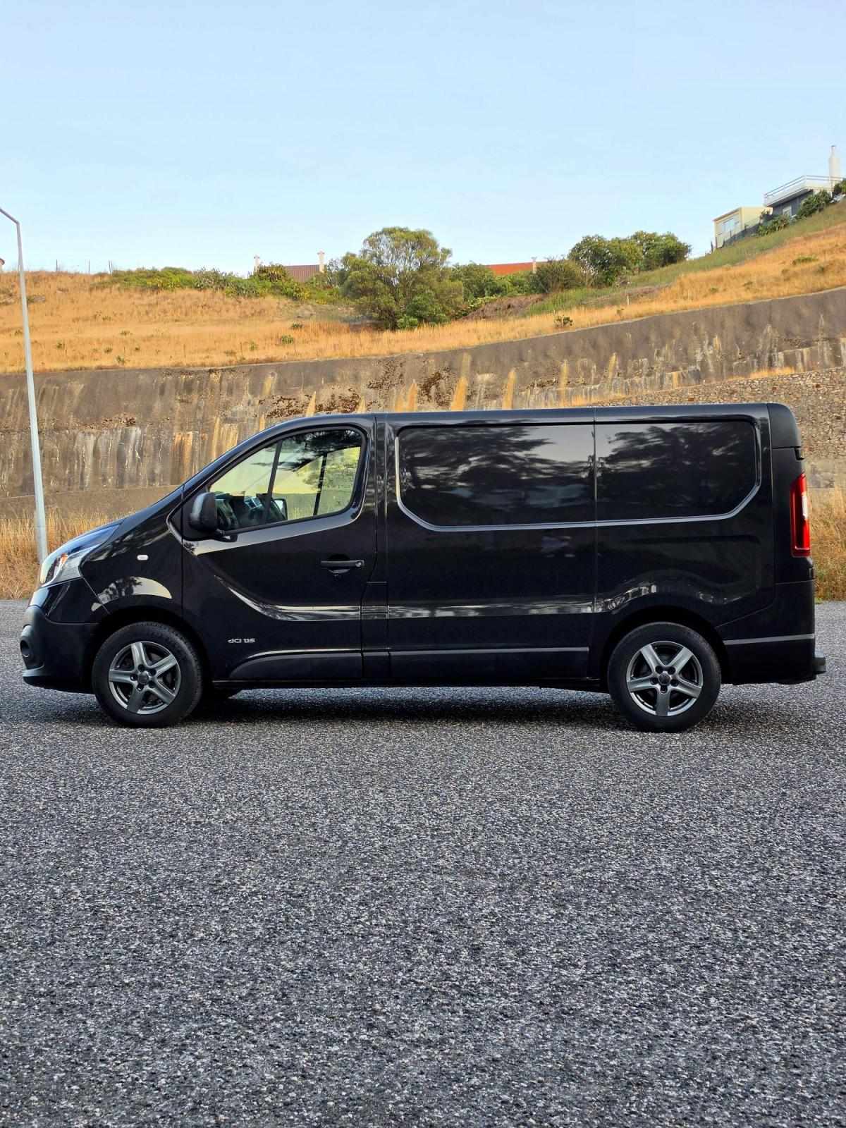 renault-trafic-2015-diesel-1598cc