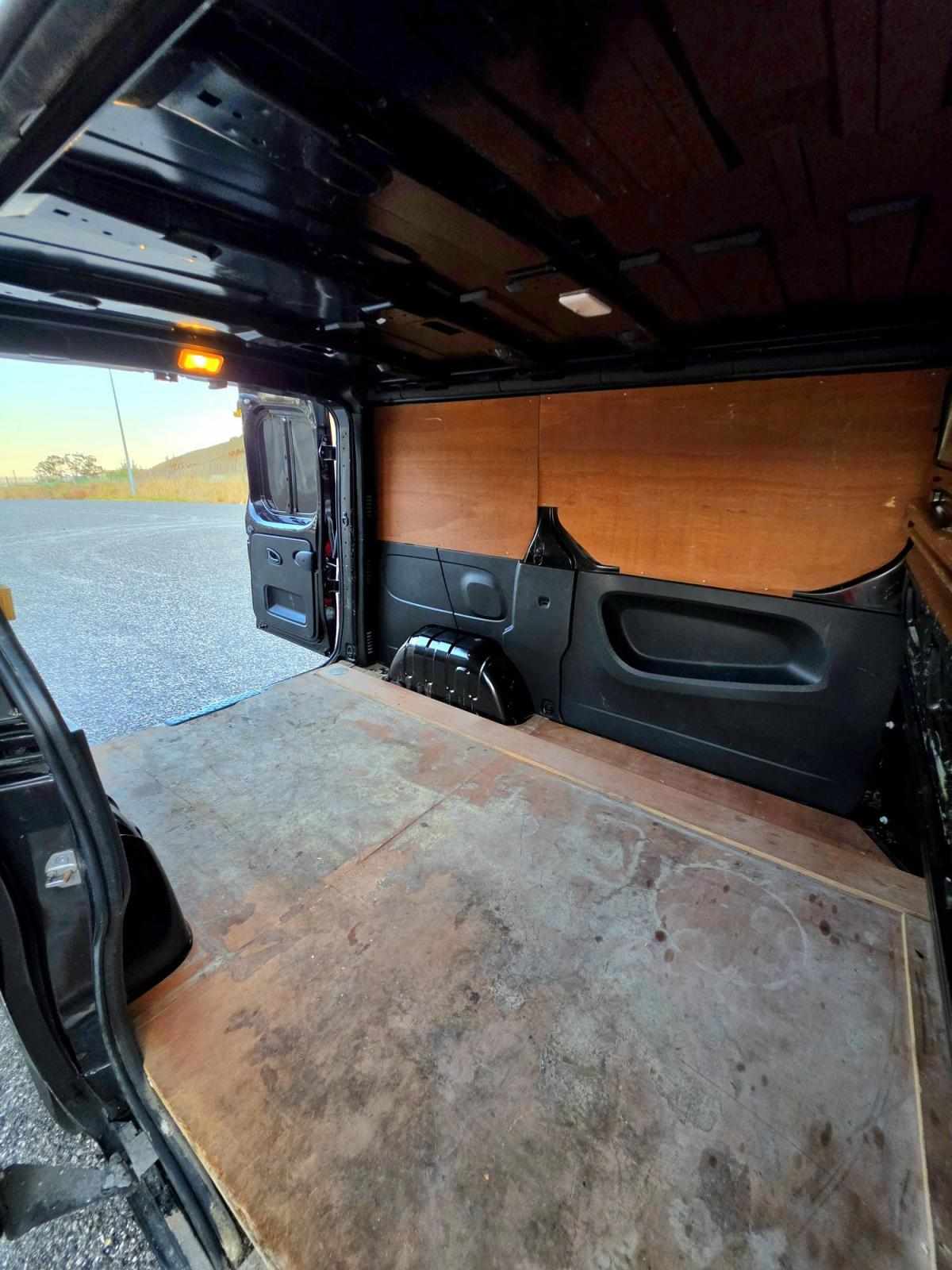 renault-trafic-2015-diesel-1598cc