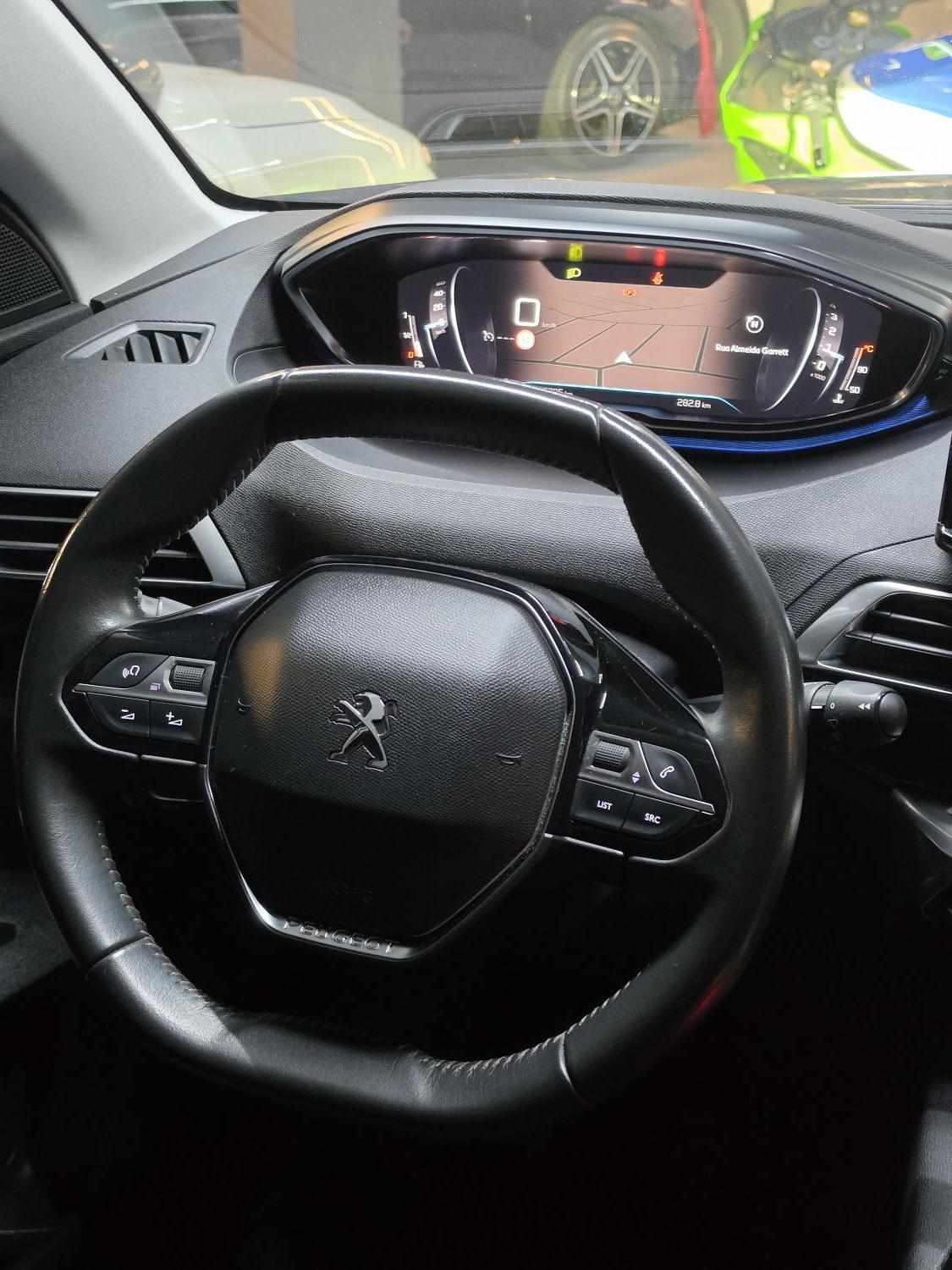 peugeot-3008-2022-gasolina-1199cc