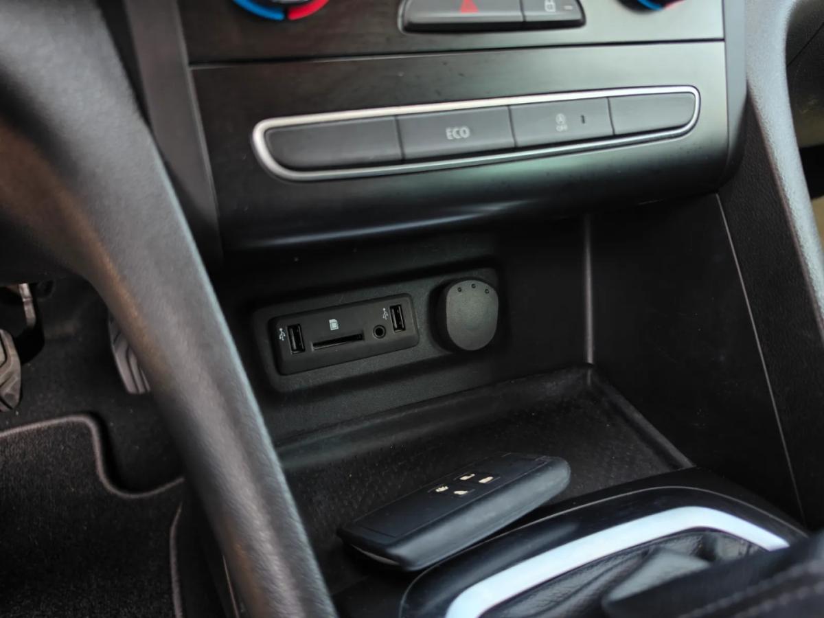 renault-megane-2017-gasolina-1197cc