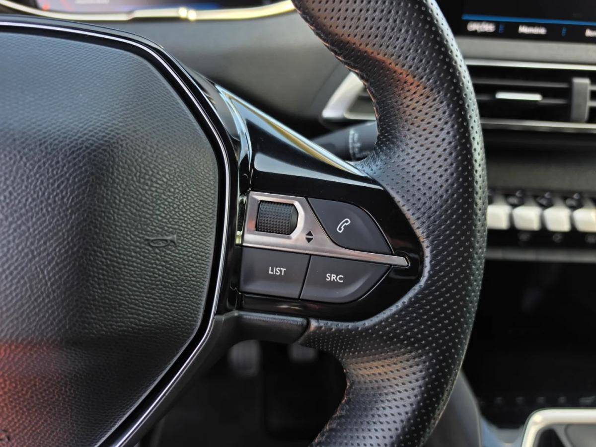peugeot-5008-2020-diesel-1499cc
