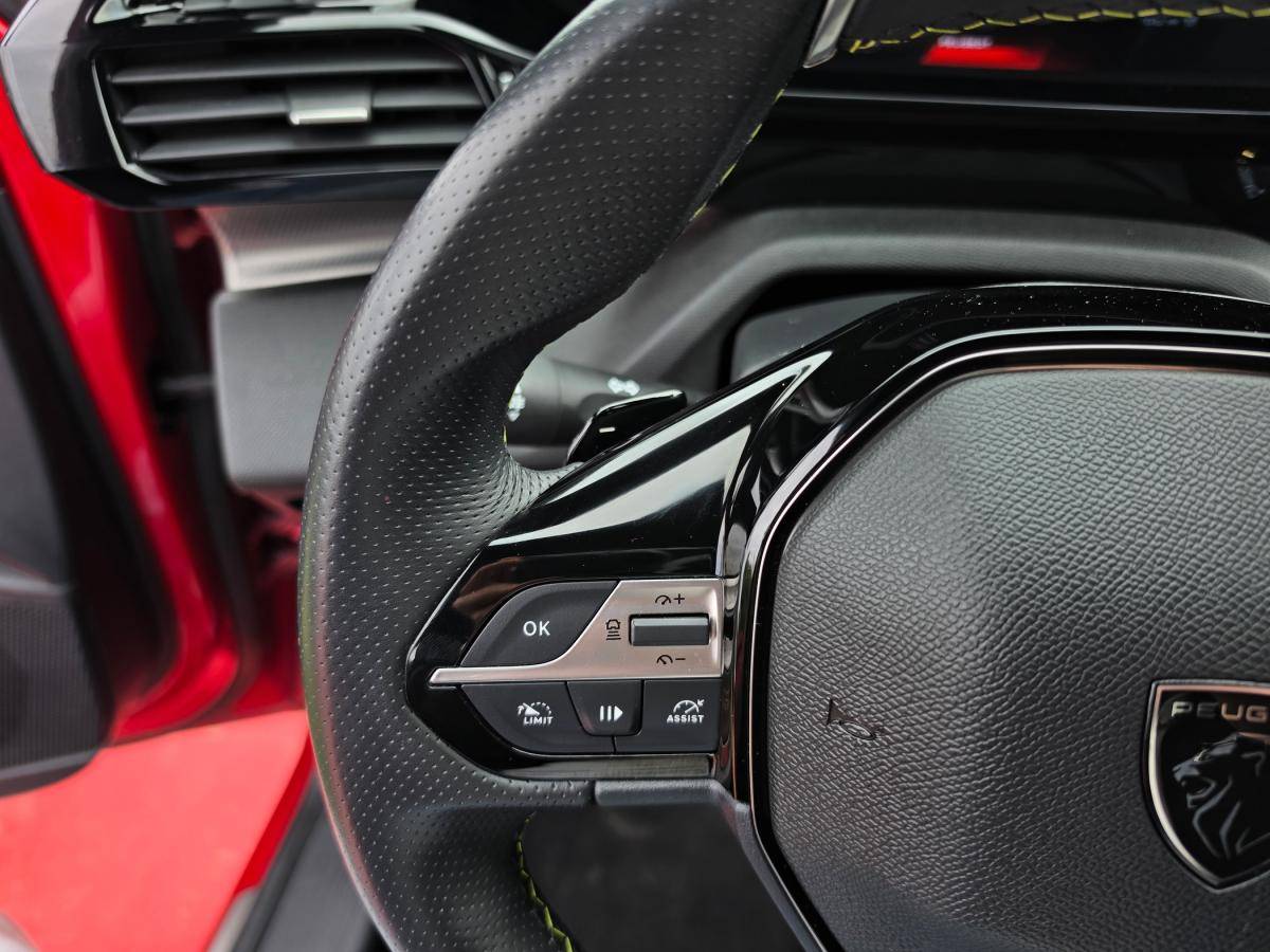 peugeot-308-2022-gasolina-1199cc