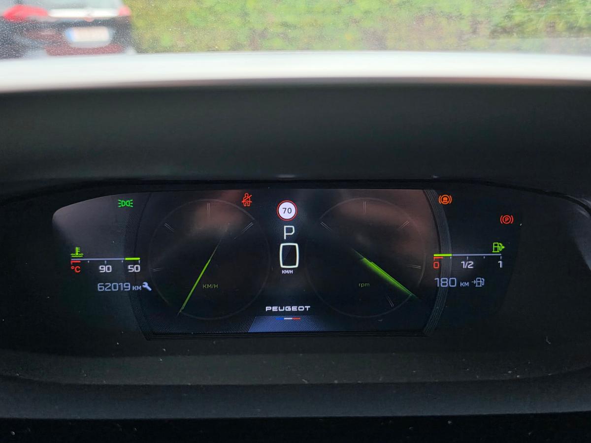 peugeot-308-2022-gasolina-1199cc