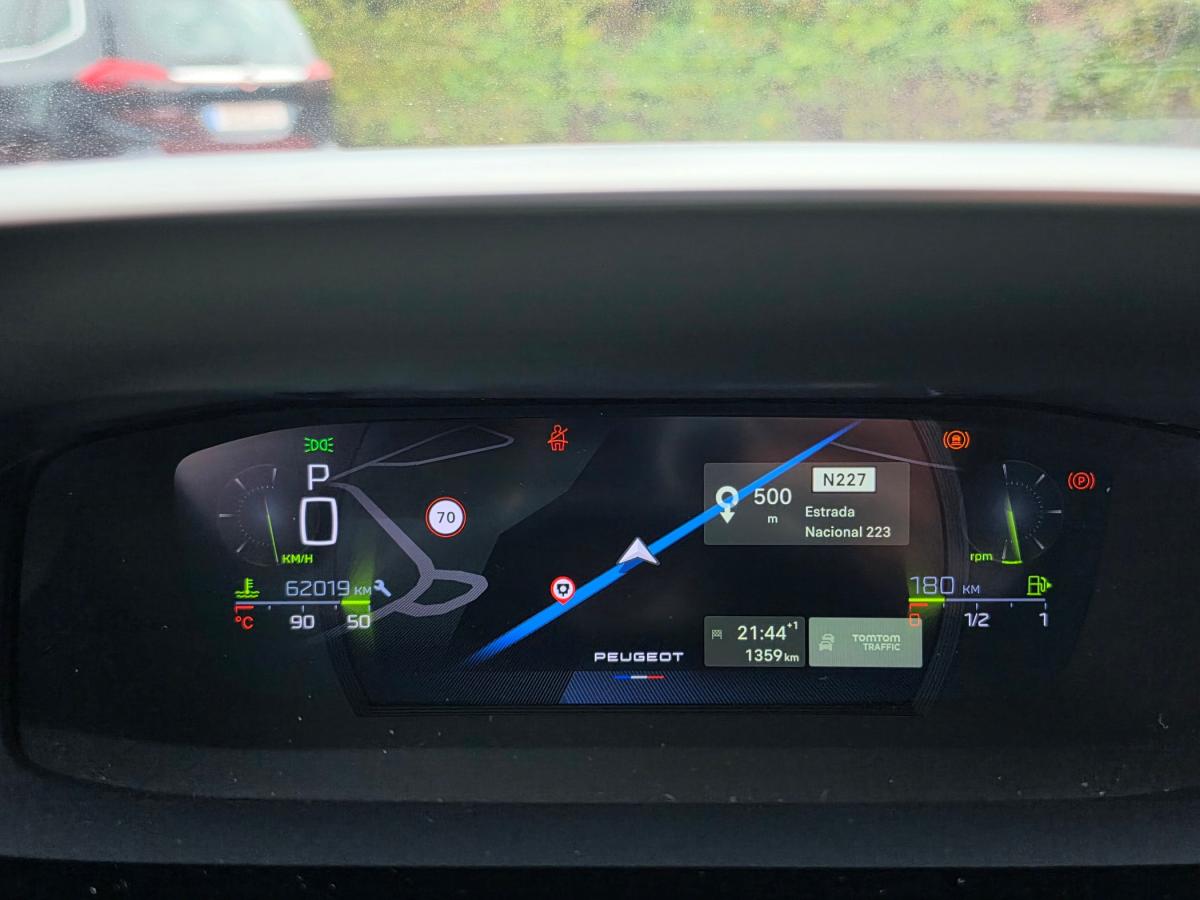 peugeot-308-2022-gasolina-1199cc