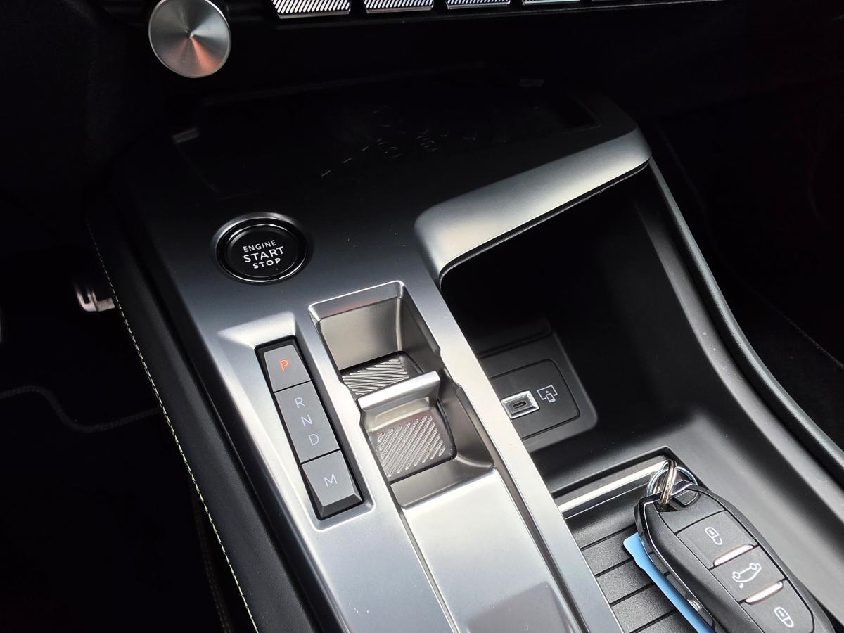 peugeot-308-2022-gasolina-1199cc