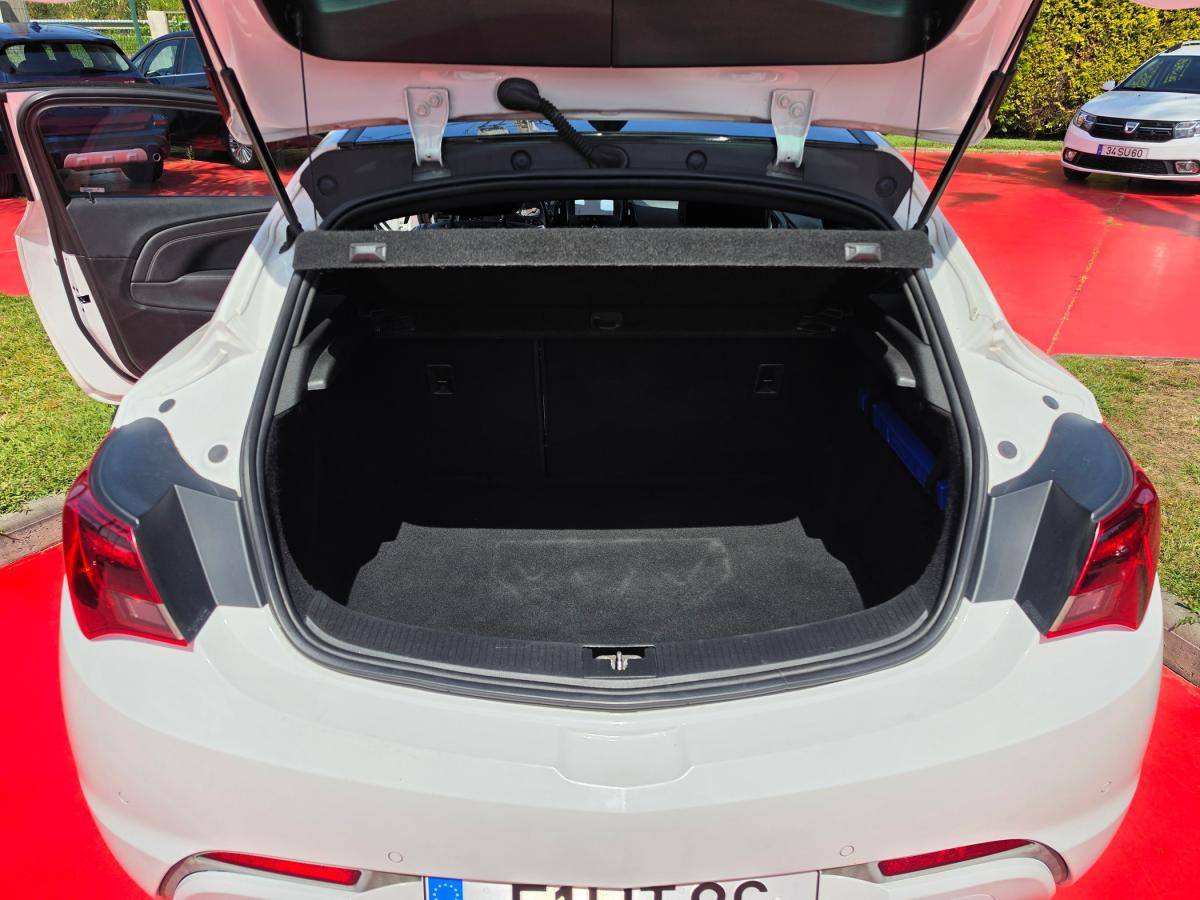opel-astra-gtc-2018-diesel-1598cc