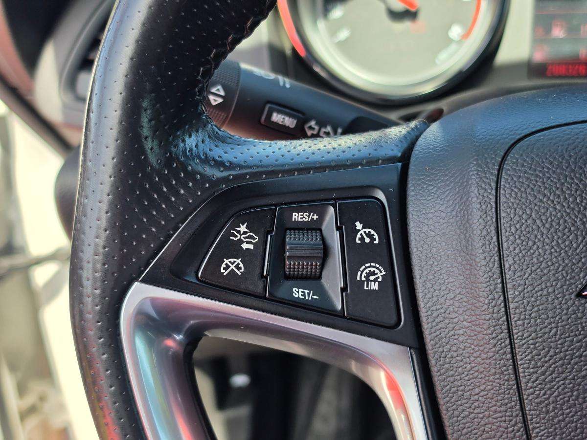 opel-astra-gtc-2018-diesel-1598cc