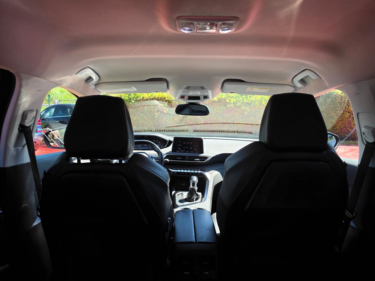 peugeot-5008-2018-diesel-1499cc