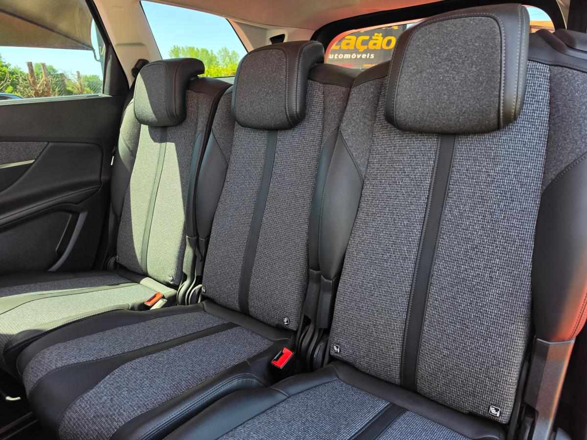 peugeot-5008-2018-diesel-1499cc