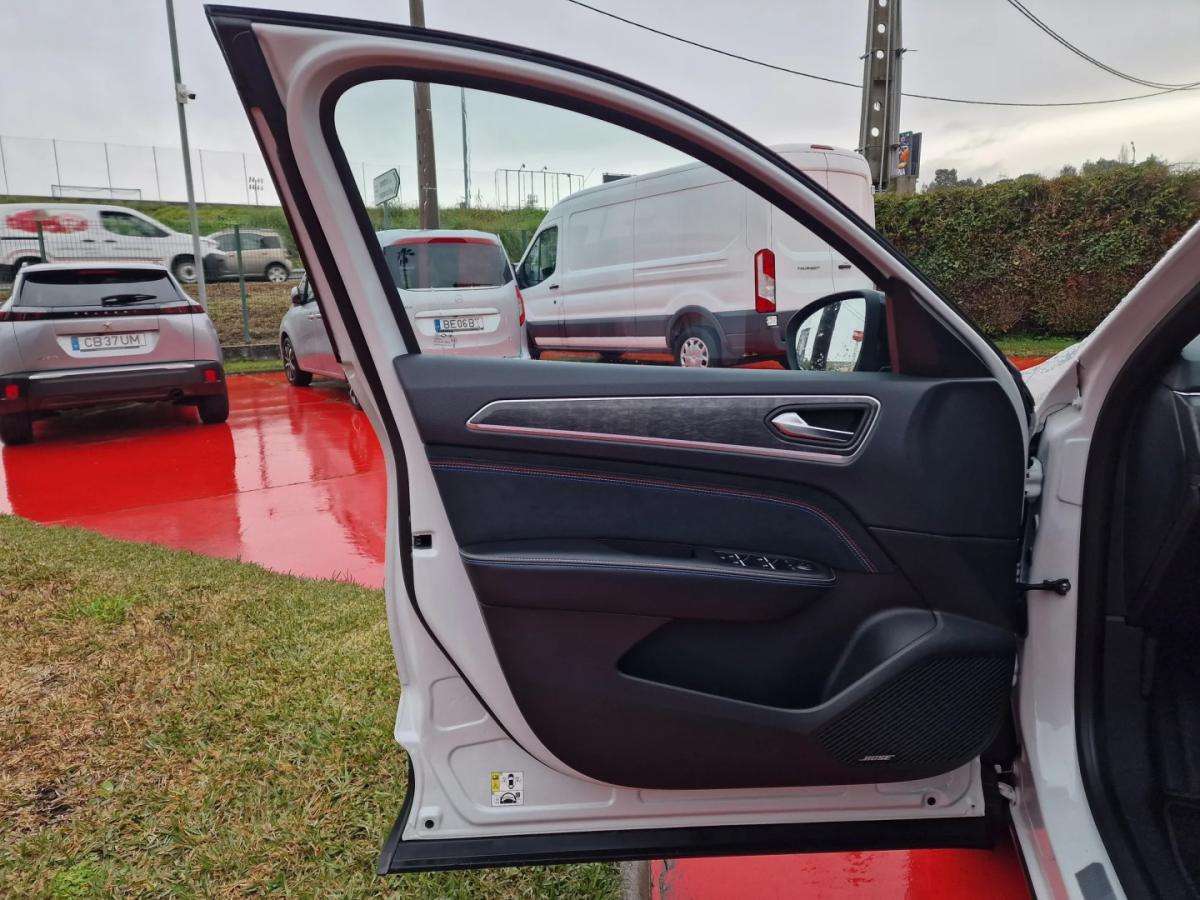 renault-arkana-2024-gasolina-1332cc