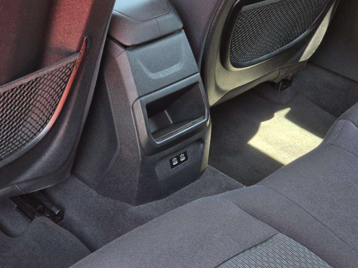 bmw-serie-1-2019-diesel-1496cc