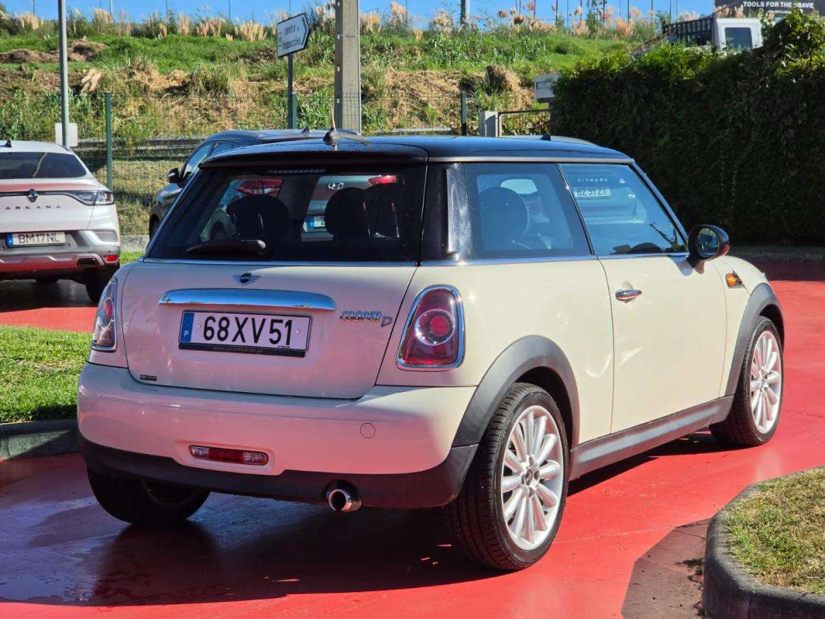 mini-cooper-2010-diesel-1598cc