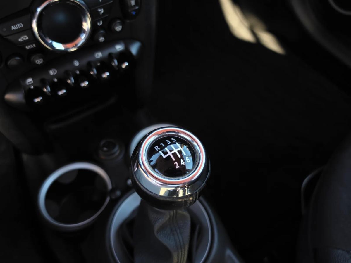 mini-cooper-2010-diesel-1598cc