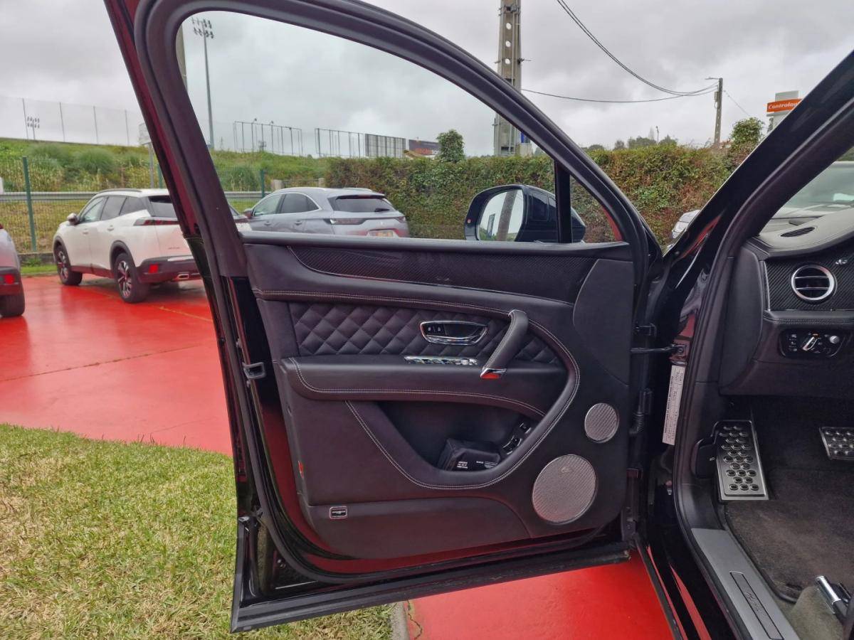 bentley-bentayga-2020-hibrido-2995cc