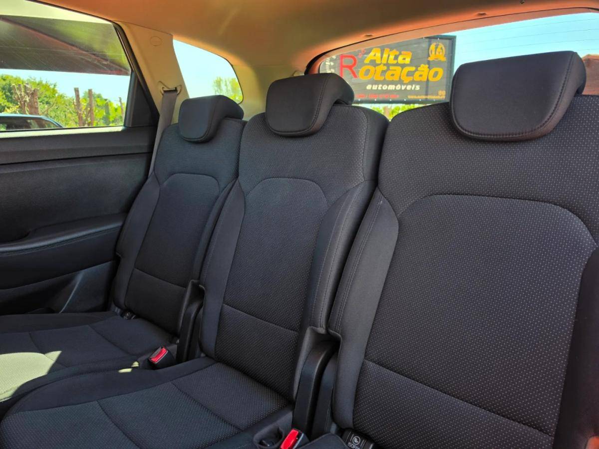 kia-carens-2015-diesel-1685cc