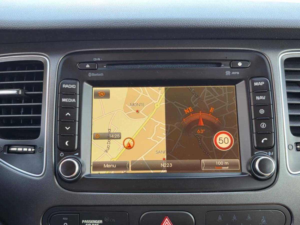 kia-carens-2015-diesel-1685cc