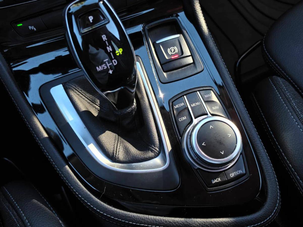 bmw-serie-2-2018-diesel-1496cc
