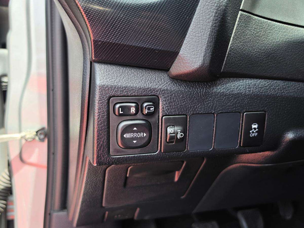 toyota-auris-2014-diesel-1364cc