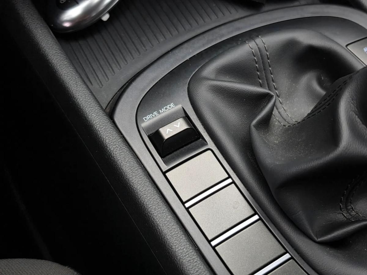 hyundai-kauai-2024-gasolina-998cc