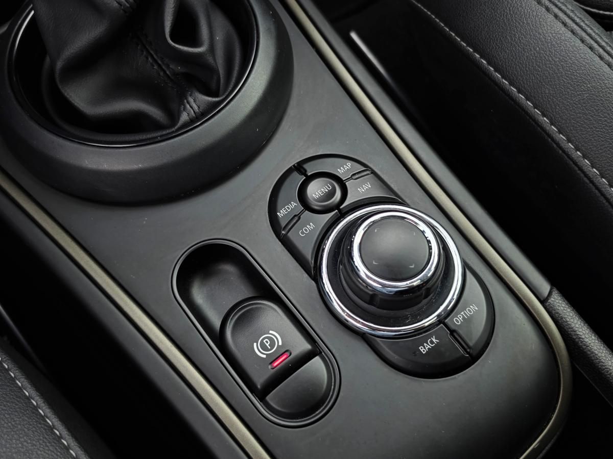 mini-countryman-2022-hibrido-a-gasolina-1499cc