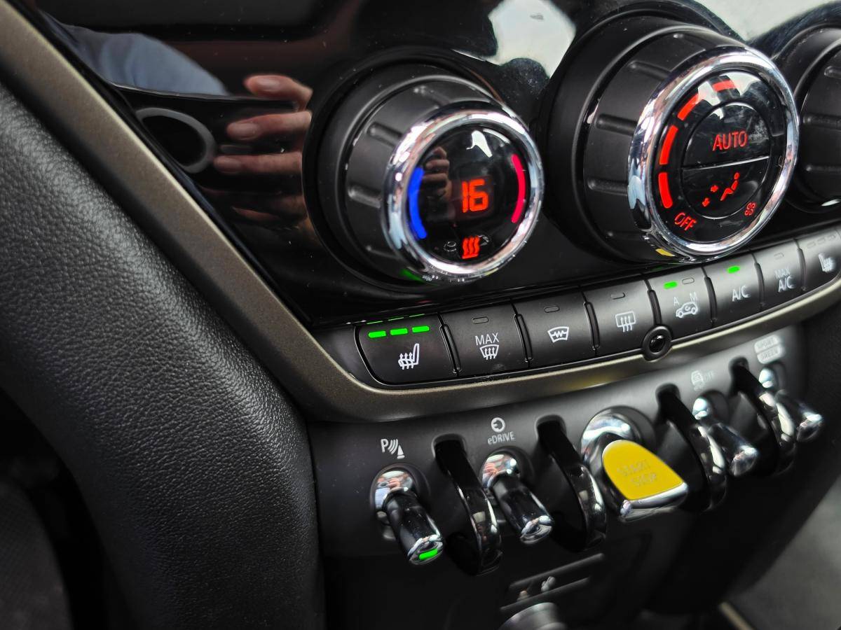 mini-countryman-2022-hibrido-a-gasolina-1499cc