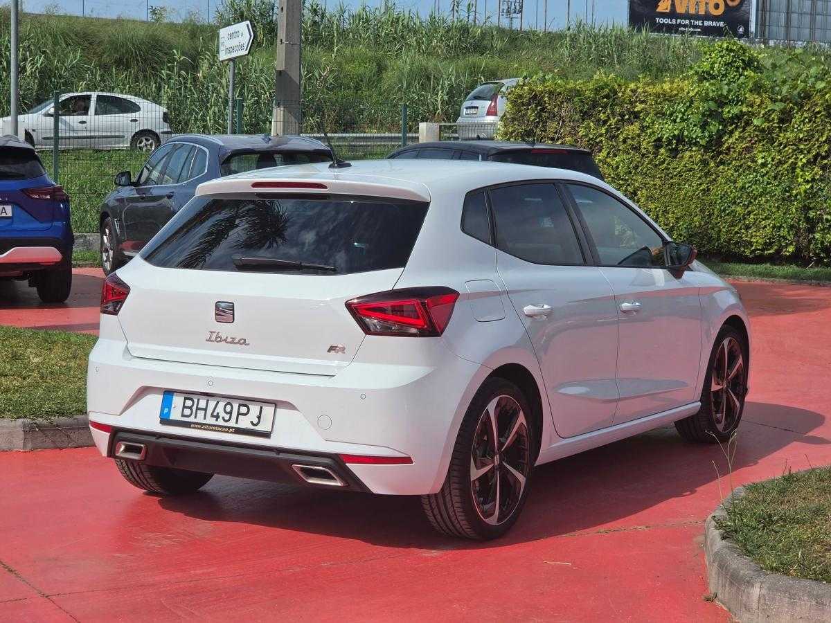 seat-ibiza-2024-gasolina-999cc