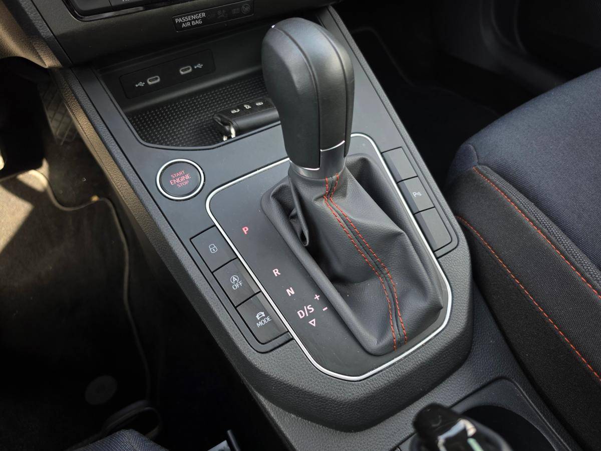 seat-ibiza-2024-gasolina-999cc